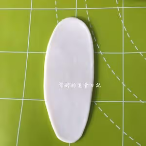 卡通蛋黃酥