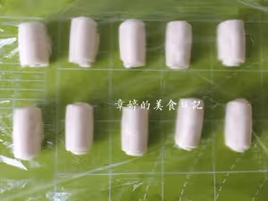 卡通蛋黃酥