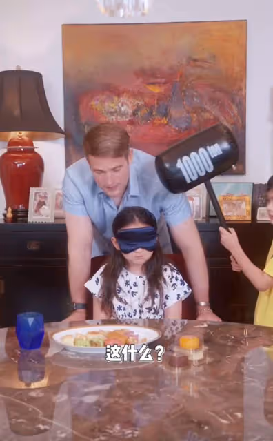 吳奇隆前妻一家慶中秋!混血兒女太像富豪老爸,豪宅曝光裝修奢華