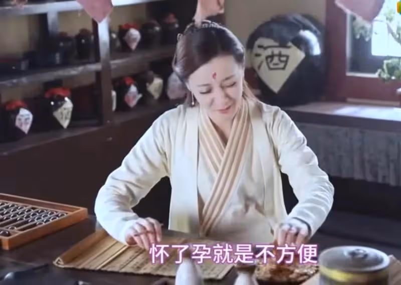 熱巴首次挑戰孕婦角色,笑著說出一句話,導演臉都變了,太可愛啦