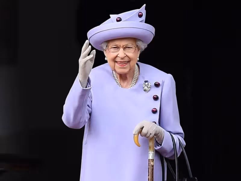 【英女王駕崩】70年代起成「電視御用英女王」　羅蘭曾扮演逾60次