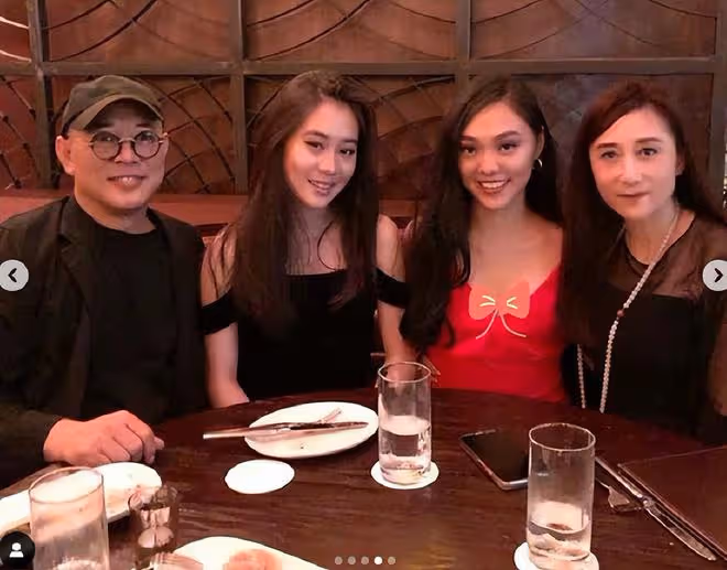 李連杰22歲長女國外生活精緻,穿著火辣和異性合影,高級臉像利智