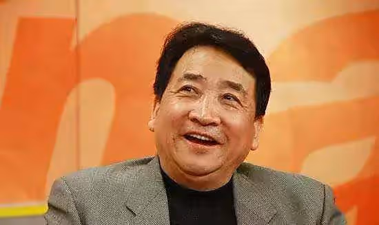 如果郭德綱同志有一天告別相聲舞台,就意味著相聲時代的終結