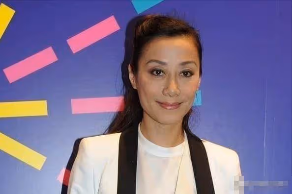 嫁大5歲二婚香港富豪,為繼女創辦幼兒園,林青霞如此究竟為何?