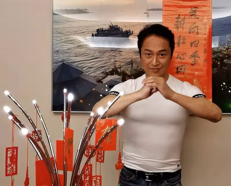 8位瓊瑤男星顏值今昔對比,有人帥了一輩子,有人發福口碑顏值雙雙暴跌