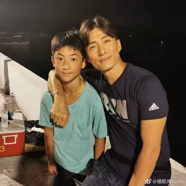 TVB知名童星憑新劇出圈!戲外精通武術,曾與視帝兩度演父子