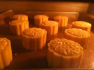 廣式椰香奶黃月餅