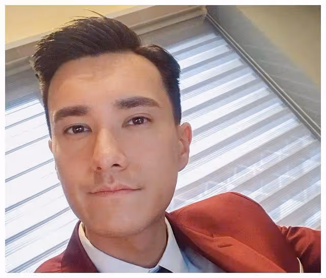 升級當男一!TVB小生與曾志偉兒媳拍新劇,早前剛和性感小花分手