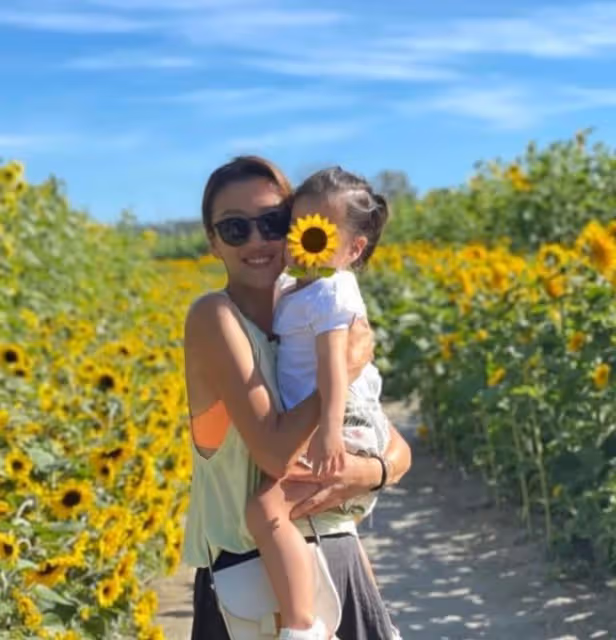 樣貌曝光!謝霆鋒胞妹錯手曬出3歲女兒照片,正宗華人樣無混血感