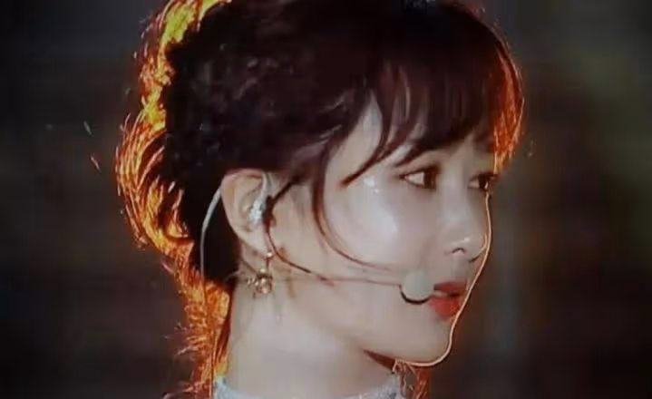 都說楊紫胖,晚會生圖證明她的真實顏值,看清側顏 美到犯規了!