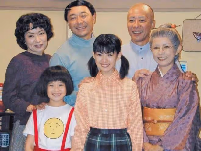 真人版小丸子長大變天才美少女!原來系混血兒童星!精通四國語言
