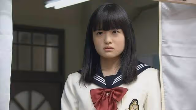 真人版小丸子長大變天才美少女!原來系混血兒童星!精通四國語言