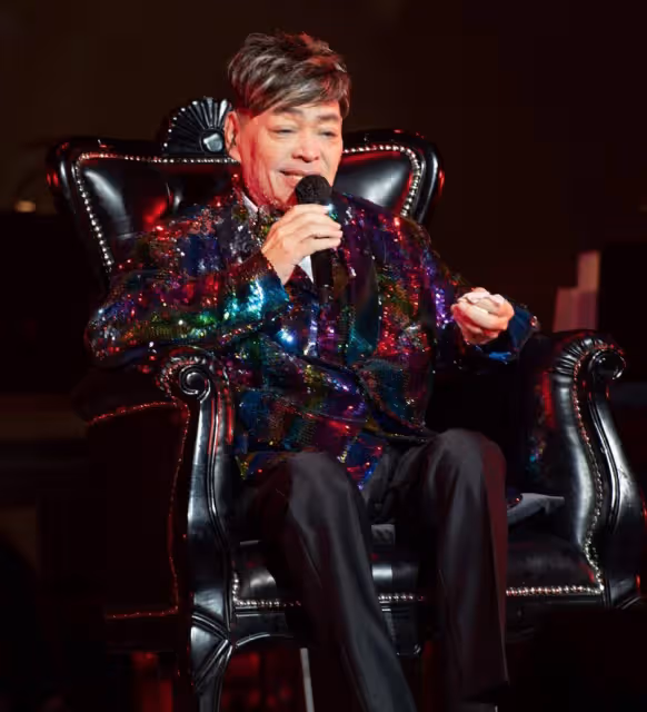 坐輪椅開唱被女星評「慘不忍睹」　69歲張偉文怒反擊