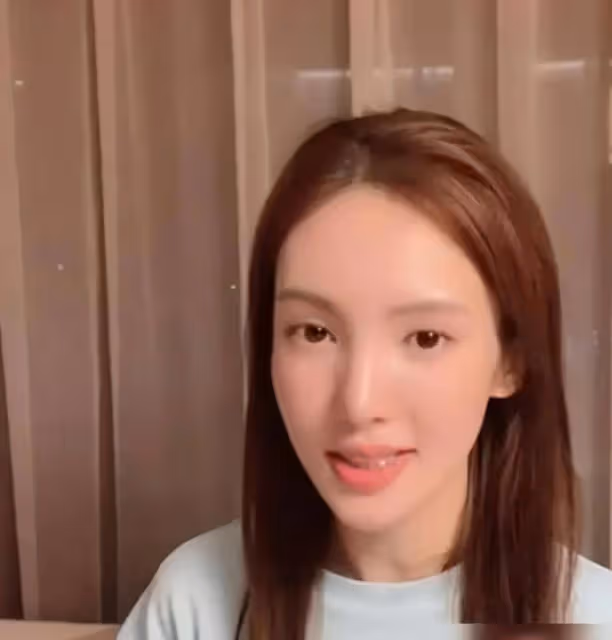 金晨近照顏值再翻車,繼嘴歪之後,又一整容後遺症顯現