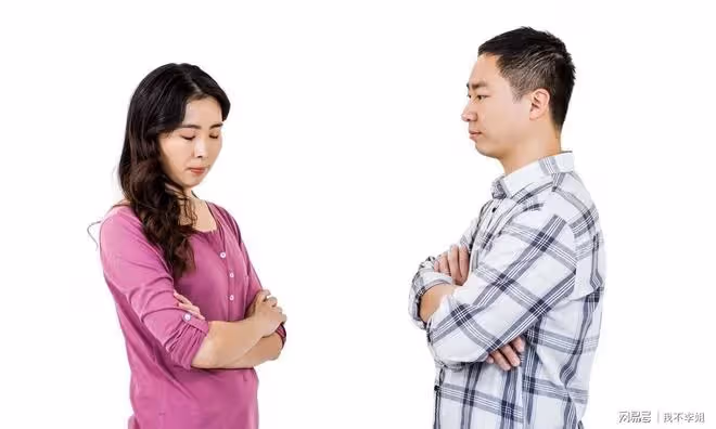 母親來吃飯，婆婆：生賠錢貨去廚房吃飯，我：滾