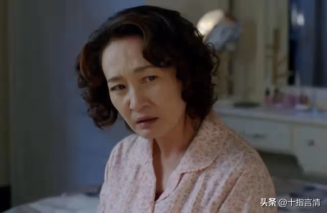 中秋節,丈母娘向女兒要五千元,卻被女婿攔住:那就是個無底洞