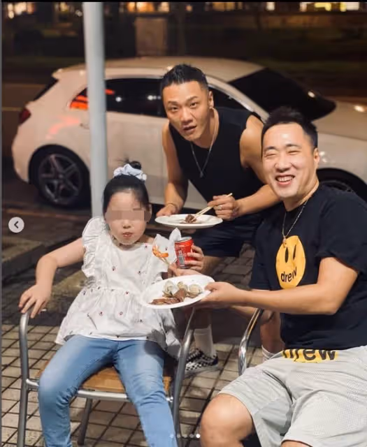 第一個沒有餘苑綺的中秋!余祥銓曬「家人團聚烤肉照」 耐心陪孩子「超有愛互動」網淚讚:最棒的舅舅