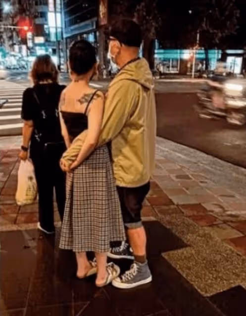 大S帶老公與家人聚餐 具俊曄親自下廚照顧小孩