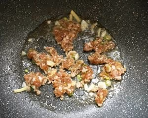 酸腌菜肉末空心菜梗