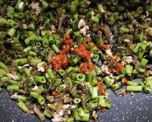 酸腌菜肉末空心菜梗