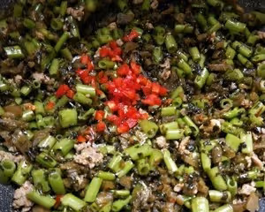 酸腌菜肉末空心菜梗