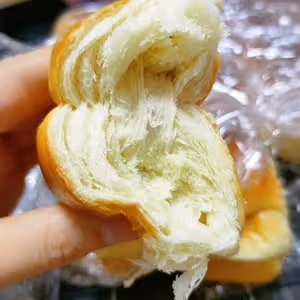 牛奶軟餐包(手工和面)