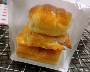 牛奶軟餐包(手工和面)