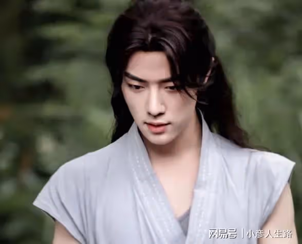 娛圈片酬曝光:普高學生3年成2線演員,07年演20天拿3000W片酬?