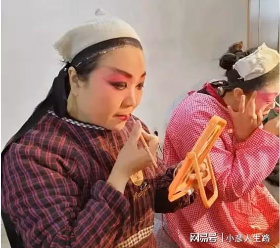 娛圈片酬曝光:普高學生3年成2線演員,07年演20天拿3000W片酬?