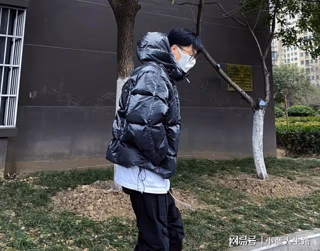 小楊哥被粉絲追問捐款金額，回懟：捐款是心裡的事，不能拿來炫耀
