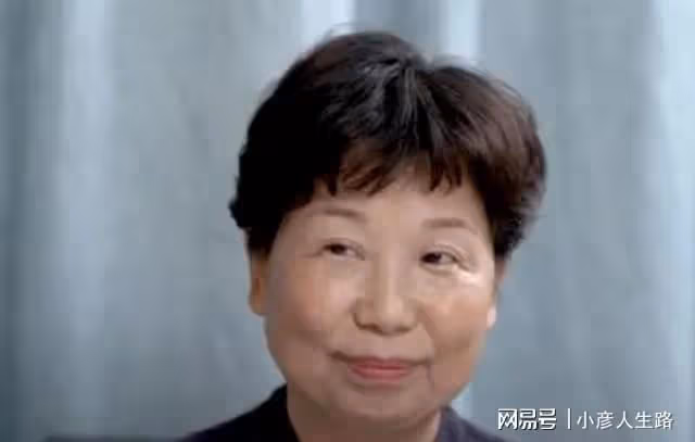 任新萍是杜新枝姨姐妹?被曝是馬店平輿人,舊照曝光,網友:真像