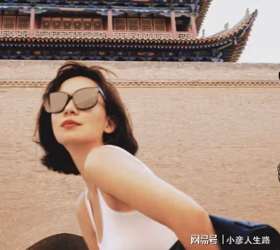 韓庚盧靖姍升三口之家!寶寶性別曝光,網友:這孩子顏值不得了