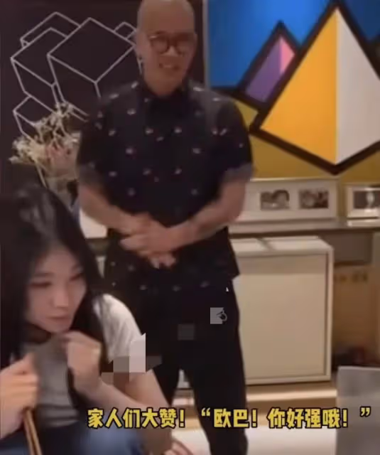 小S女兒曬家庭聚餐，誇讚姨夫具俊曄親自製作的美食，家庭很和諧
