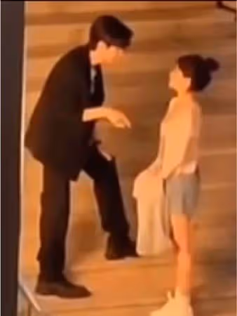 果然是《偷偷藏不住》 趙露思 陳哲遠「摸頭殺」路透流出 網虧:快看完劇了 – 就醬Young