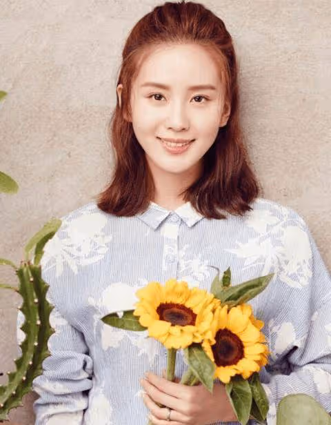 有種優秀叫入學年齡:羅雲熙16歲,喬欣17歲,唯獨她15歲!
