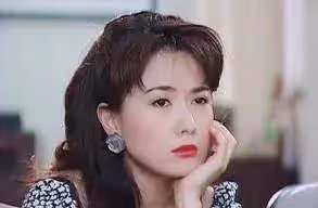 「仙女姐姐」戈偉如,爆紅後不慕名利,追愛半生,曾2度入豪門,自由豪邁拒絕上億贍養費,她笑:女人要活得灑脫