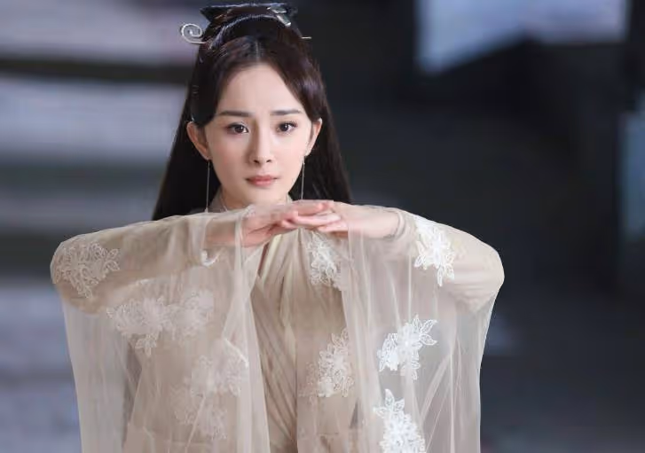 網友公認4大「古裝女神「,每一位顏值逆天,劉亦菲是古裝界翹楚