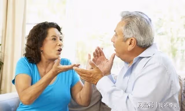 母親住院,我要回去照顧,丈夫卻不給,回去就離婚,我:那就離吧