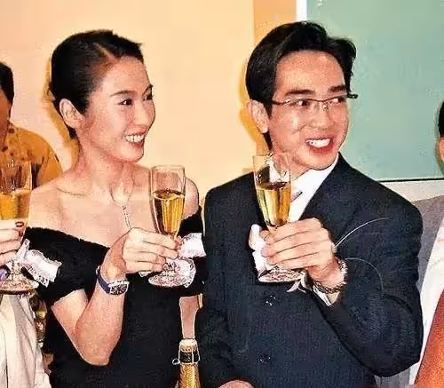 香港家喻戶曉的女神,被家人拖了半輩子的黎姿,才是真正版的「樊勝美」?