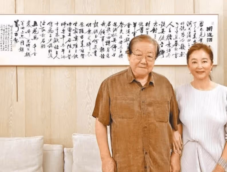 林青霞9億豪宅失火後現狀 一屋子名牌衣服送人