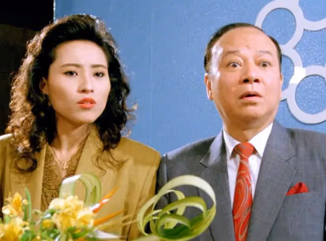 吳君如一家豪宅過中秋!90歲老爸息影6年罕露面,臉色紅潤精神好