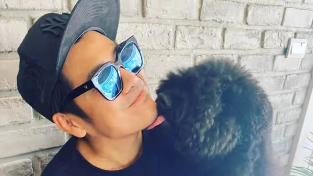 突po夫妻合照　曹格嗆：管你屁事