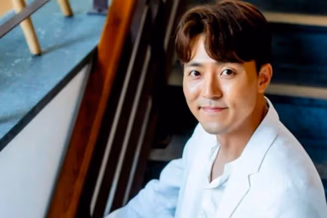 41歲韓男星吸毒被抓!毒癮發作時在大街上亂跑,朴海鎮無辜躺槍