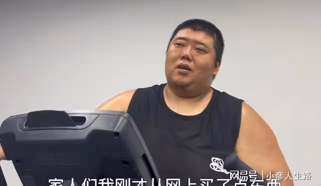 吃播四巨頭:兩年去世倆,胖猴仔瘦200斤後重操舊業,恩克臉發黑