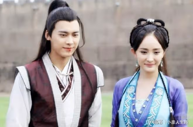 疑似李易峰大粉「脫粉回踩」,還牽扯到了楊冪、李勝利