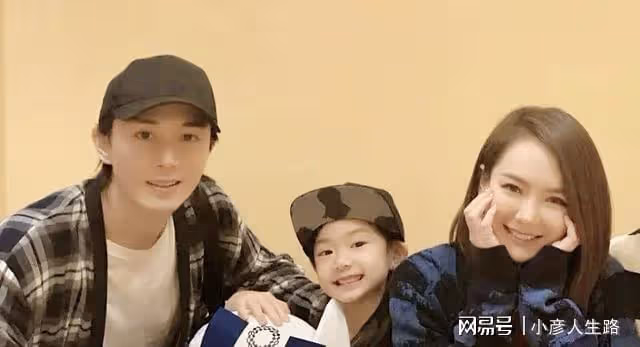 戚薇李承鉉深夜高調撒糖,一起慶祝結婚七周年:平安度過七年之癢