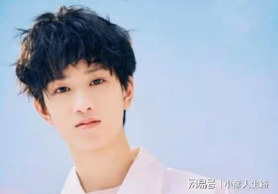 TF家族成員,搭檔過肖戰,演甜寵劇男主,19歲的敖子逸有多優秀?