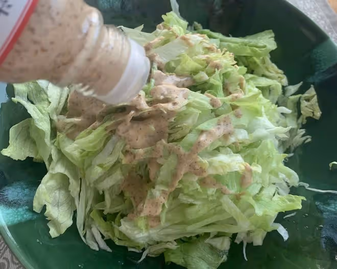 芝麻醬生菜沙拉