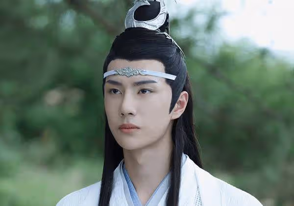 陳情令:難怪藍湛只教思追問靈,得知原因後,阿苑好委屈!
