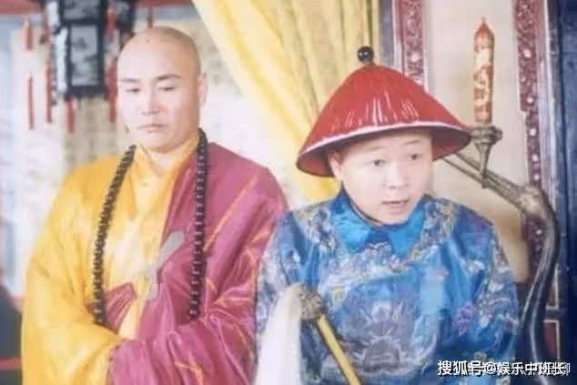 張國立的搭檔：三德子靠養雞致富，消失20年的法印去哪了？